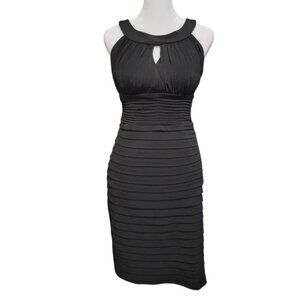Sz 12 Melrose Women's Black Pleated Fitted Sleeveless Lined Above Knee Fit Dress